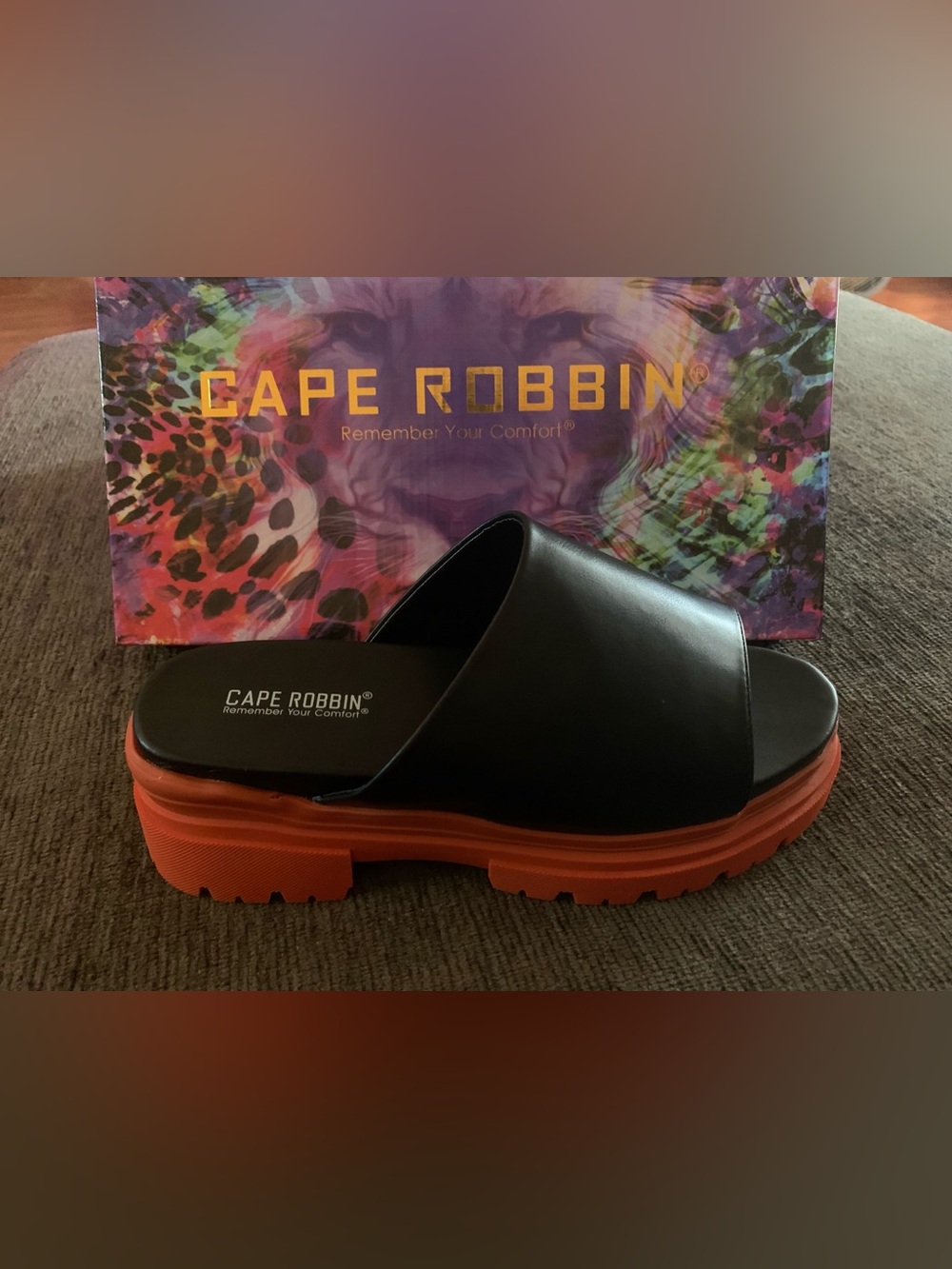 Cape Robbin Mamo chunky lug-sole slide sandals